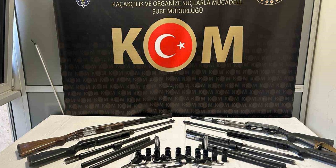 Kütahya’da kaçak silah operasyonu