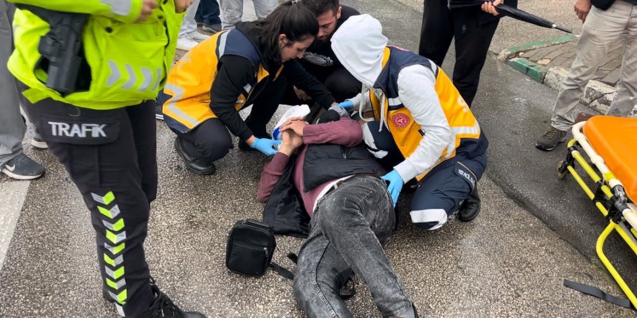 Bursa'da bir sürücü 4 araca ve 1 kuryeye çarptı!