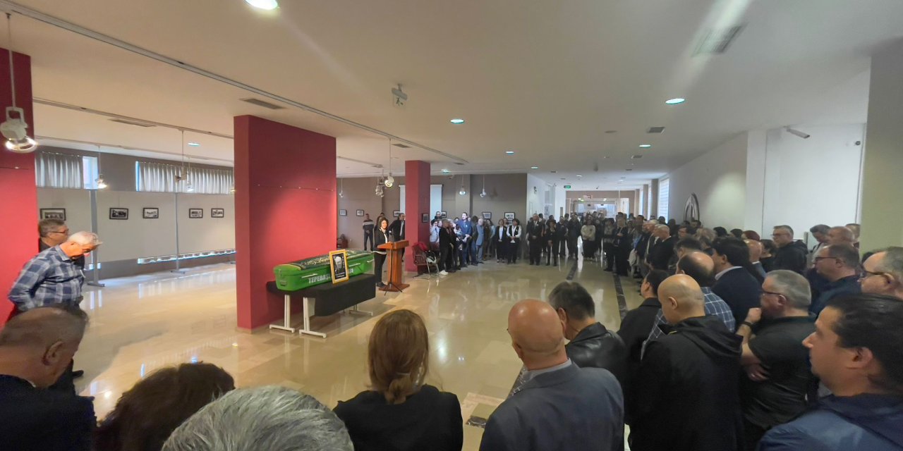 Anadolu Üniversitesi'nde acı veda