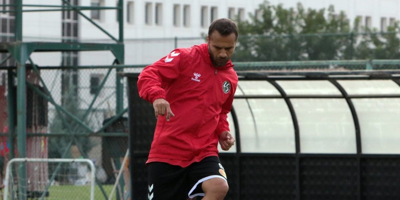 Hüseyin takımda