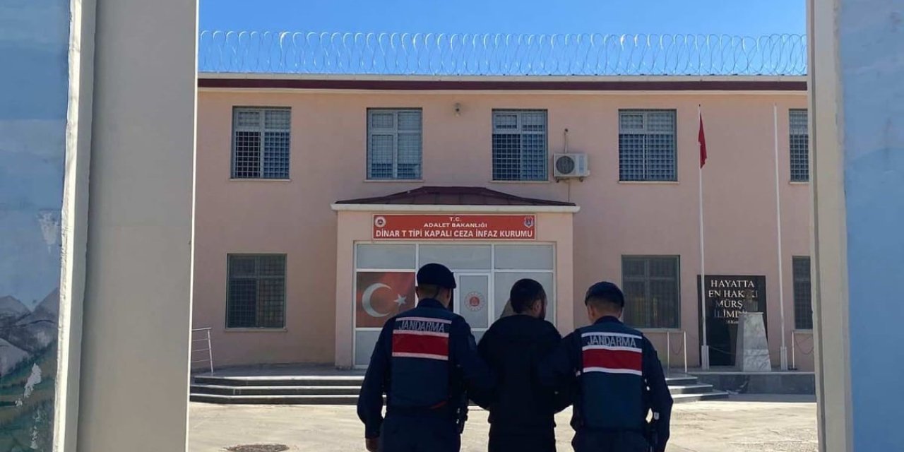 İki ayrı suçtan aranan şahıs yakalandı