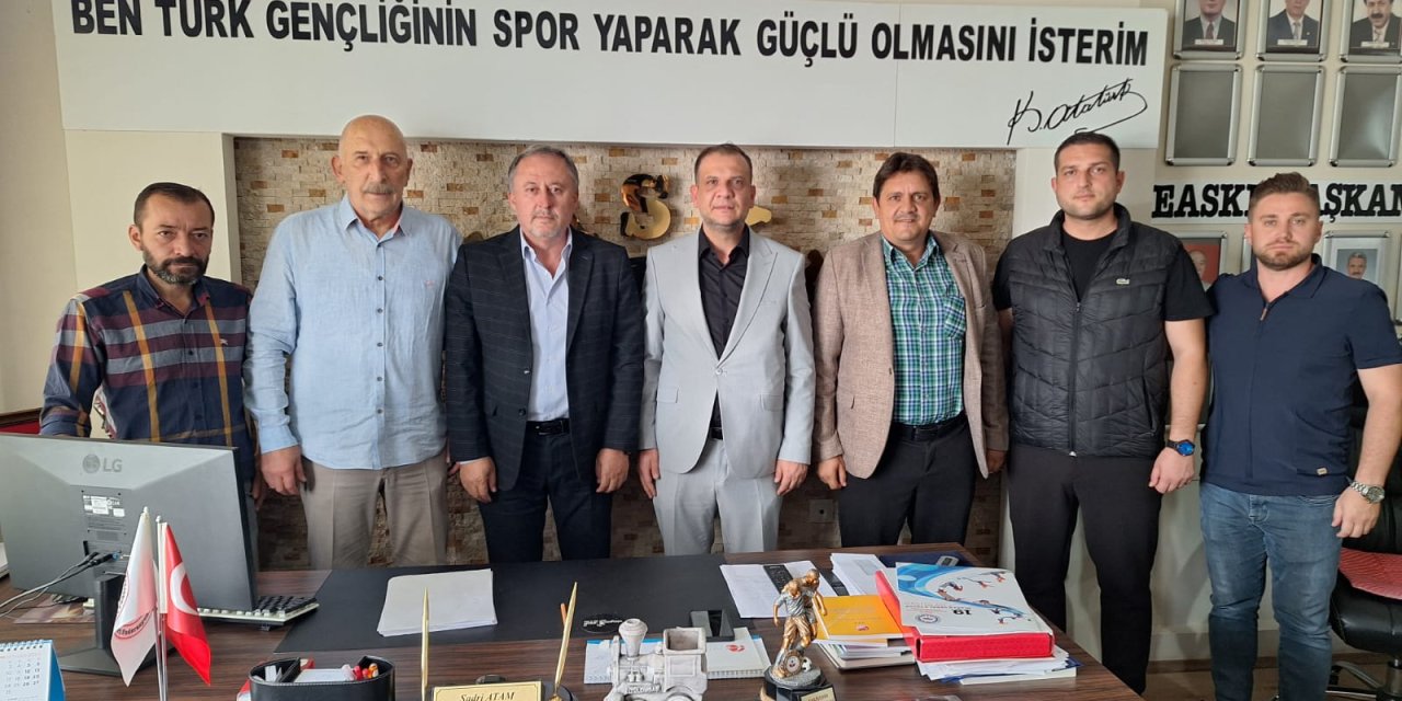 Ceyhan’dan EASKF’ye ziyaret