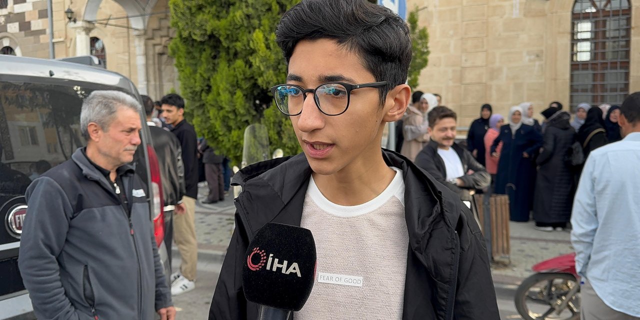 13 yaşında hafız olan çocuk, 16 yaşında da Umre'ye gitti