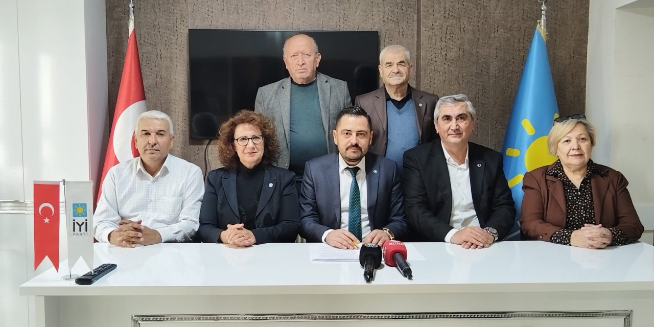 Eskişehir İYİ Parti'den iktidara sert sözler: Kirli pazarlıklar...