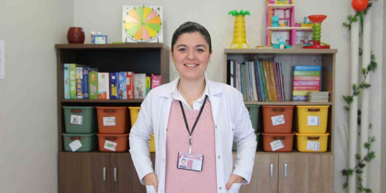 Kekemelik çok boyutlu nedenlerle ortaya çıkıyor