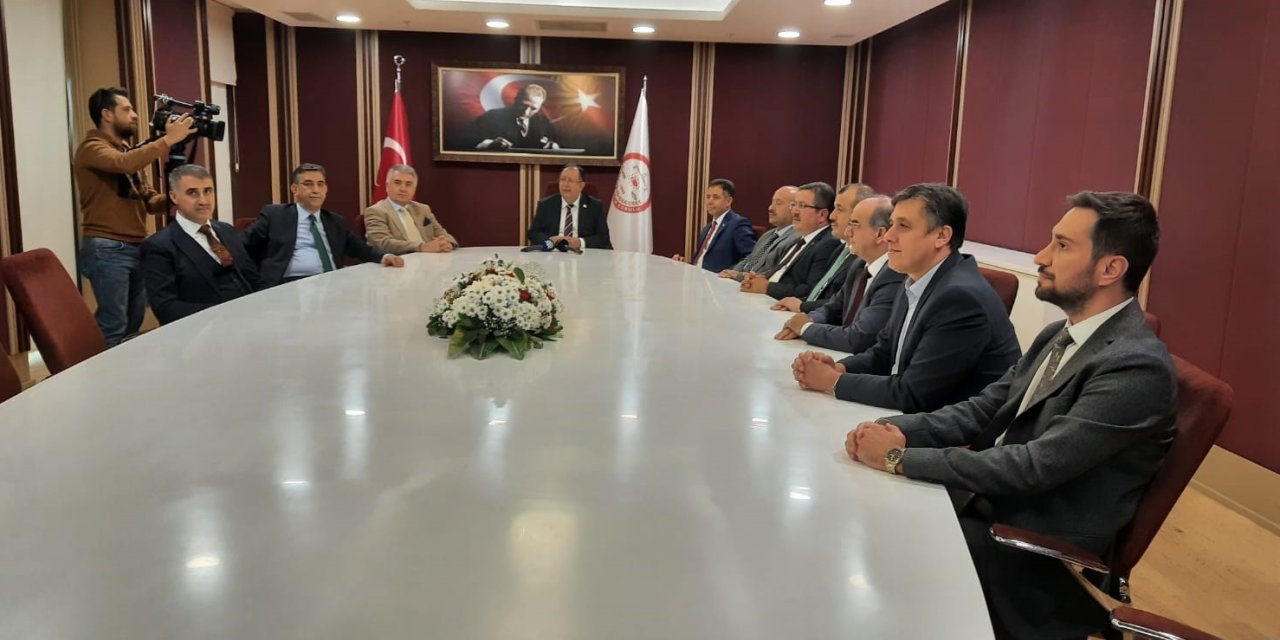 YSK üyeliğine seçilen Albay için yemin töreni düzenlendi
