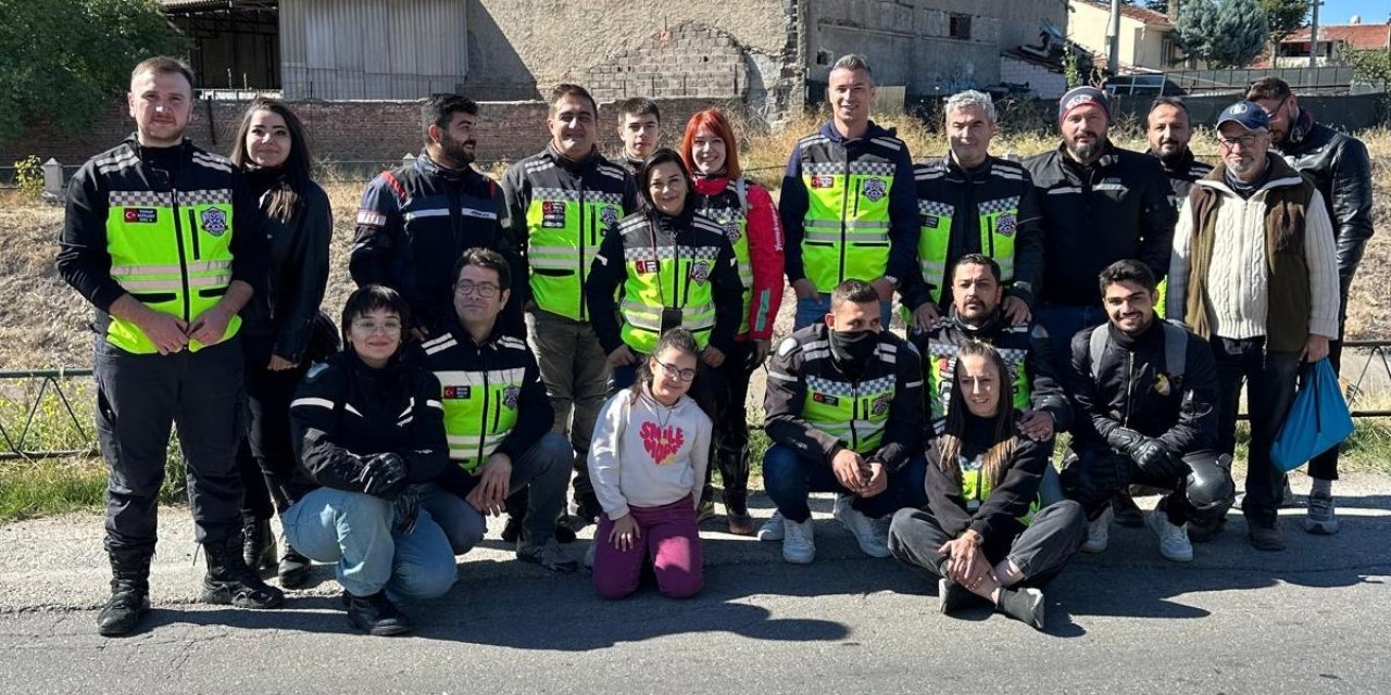 Eskişehir'de motosiklet kulübü üyelerinden güzel hareket