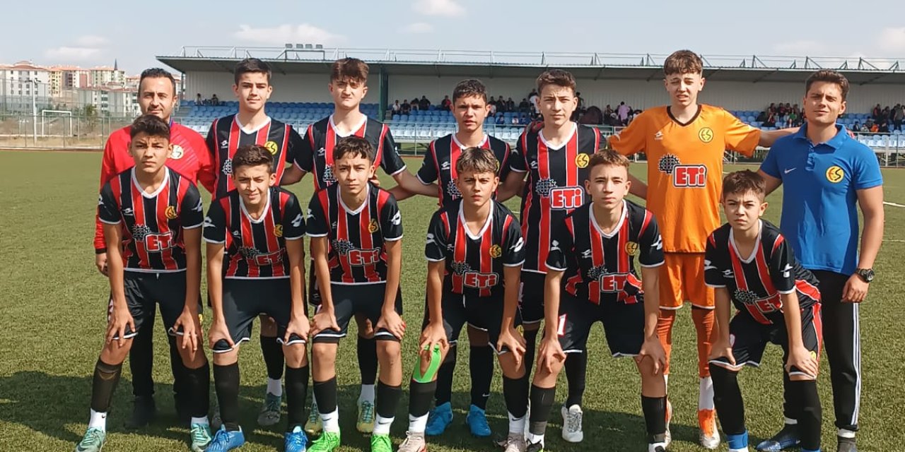 Akademilerde çifte zafer haftası olsun
