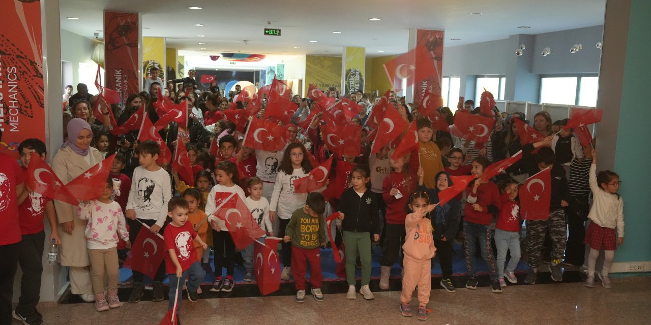 Eskişehir'de “Bilim Gösterisi” büyük ilgi gördü