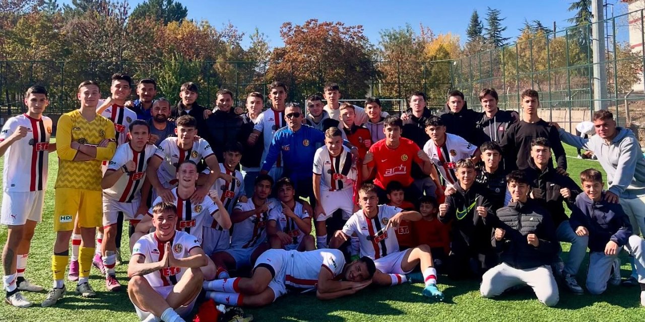 U17’ler bugün oynuyor U19’lar İzmir’e gidiyor