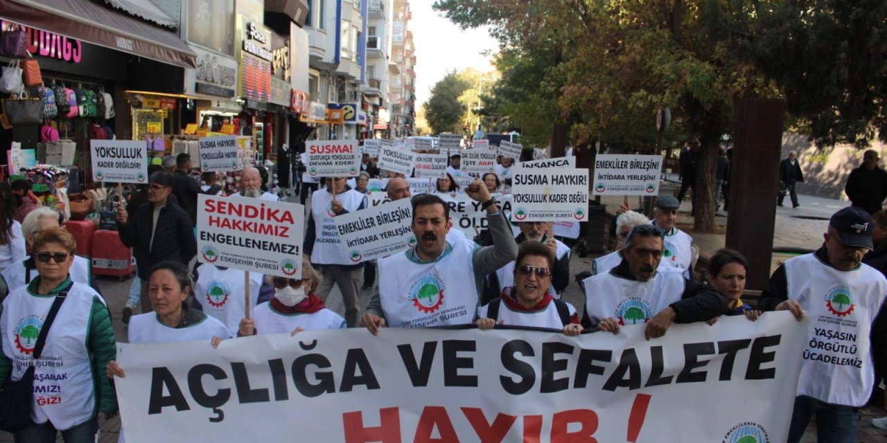 "Yurdumuzda insanca yaşamak en temel hakkımız"
