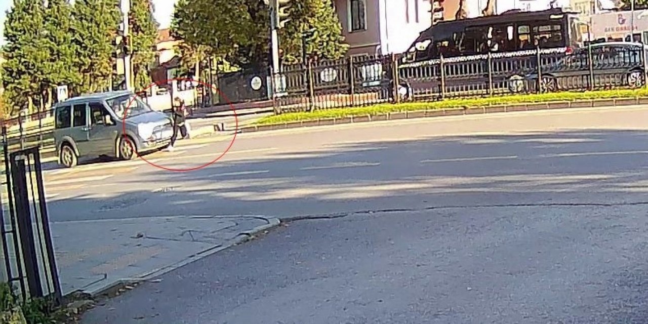 Feci kaza kameraya yansıdı: Kız çocuğu metrelerce savruldu