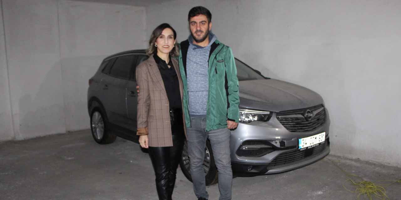Eskişehir'de aldıkları sıfır araç neredeyse hayatlarını karartacaktı