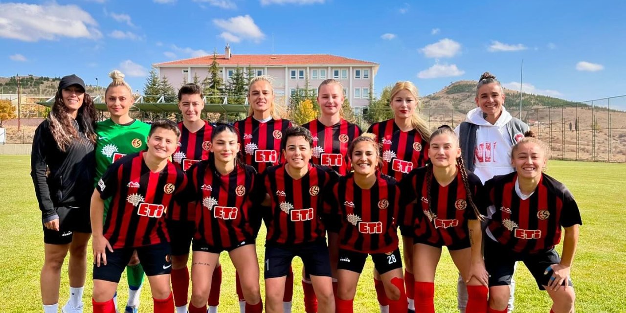 Dişi Şimşeklerin rakipleri belli oldu
