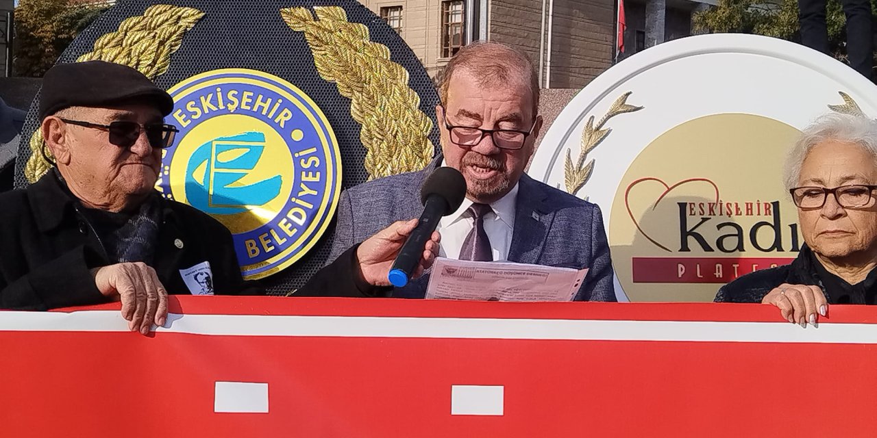 “Yeniden kemalist devlet, yeniden laik cumhuriyet”