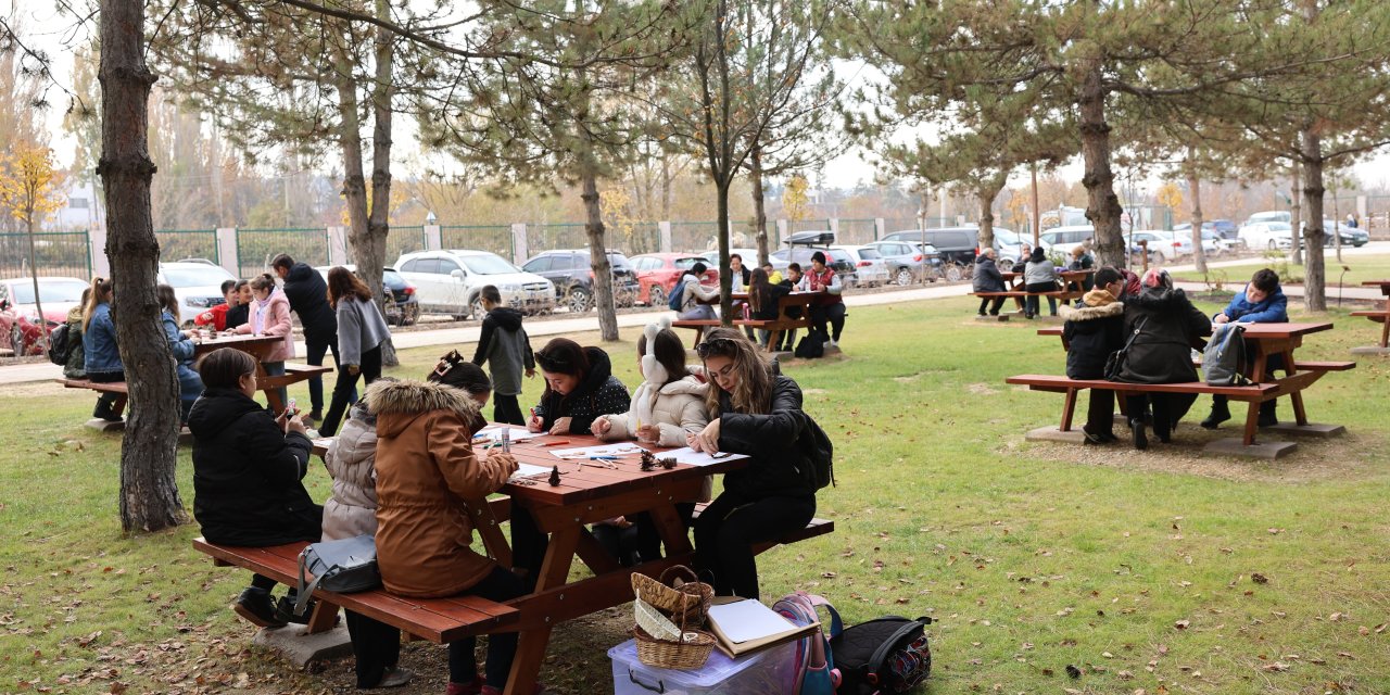 “Aktif Yaşam Parkı” Eskişehirlilerin uğrak noktası oldu