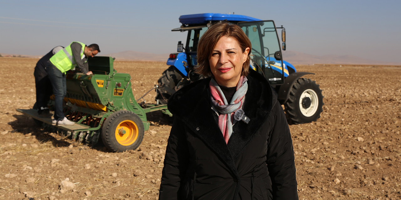 Belediyeye ait tarım arazilerinde tohum ekimine başlandı