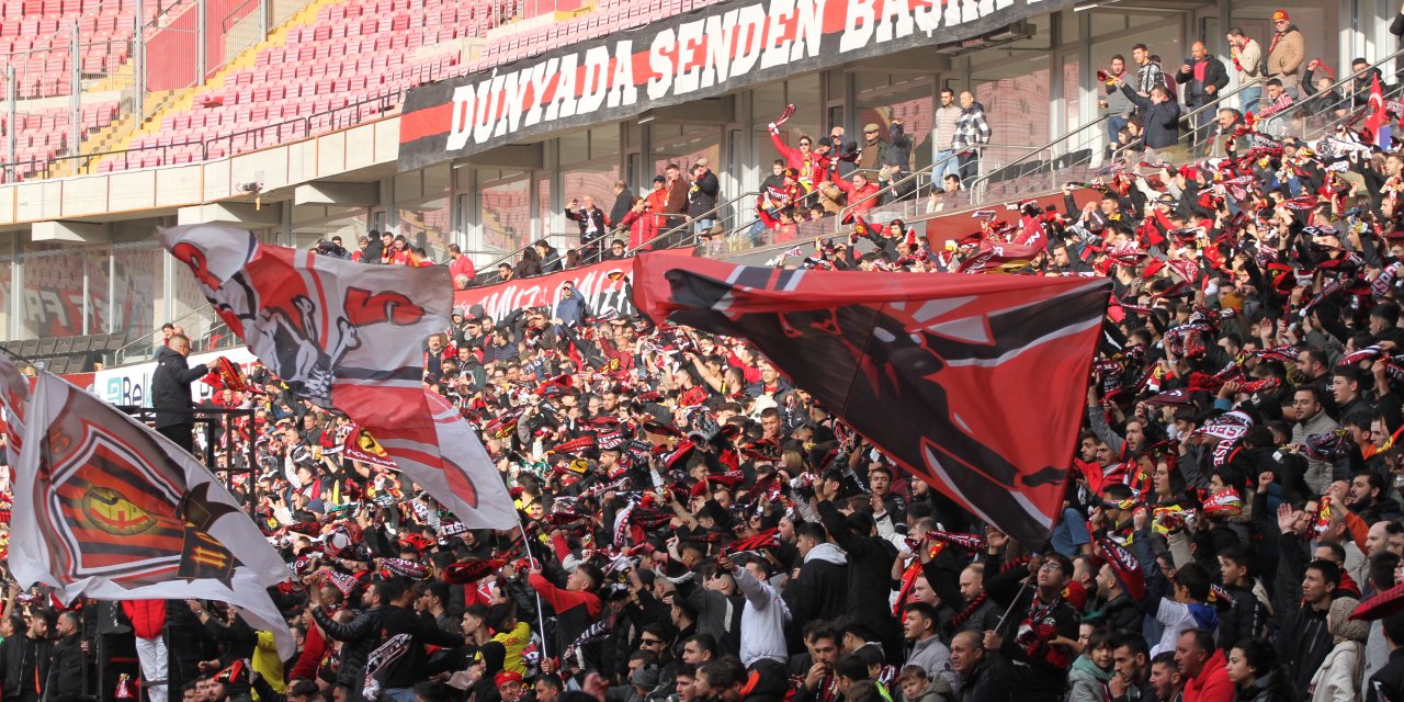 Eskişehirspor taraftarı hiç susmadı