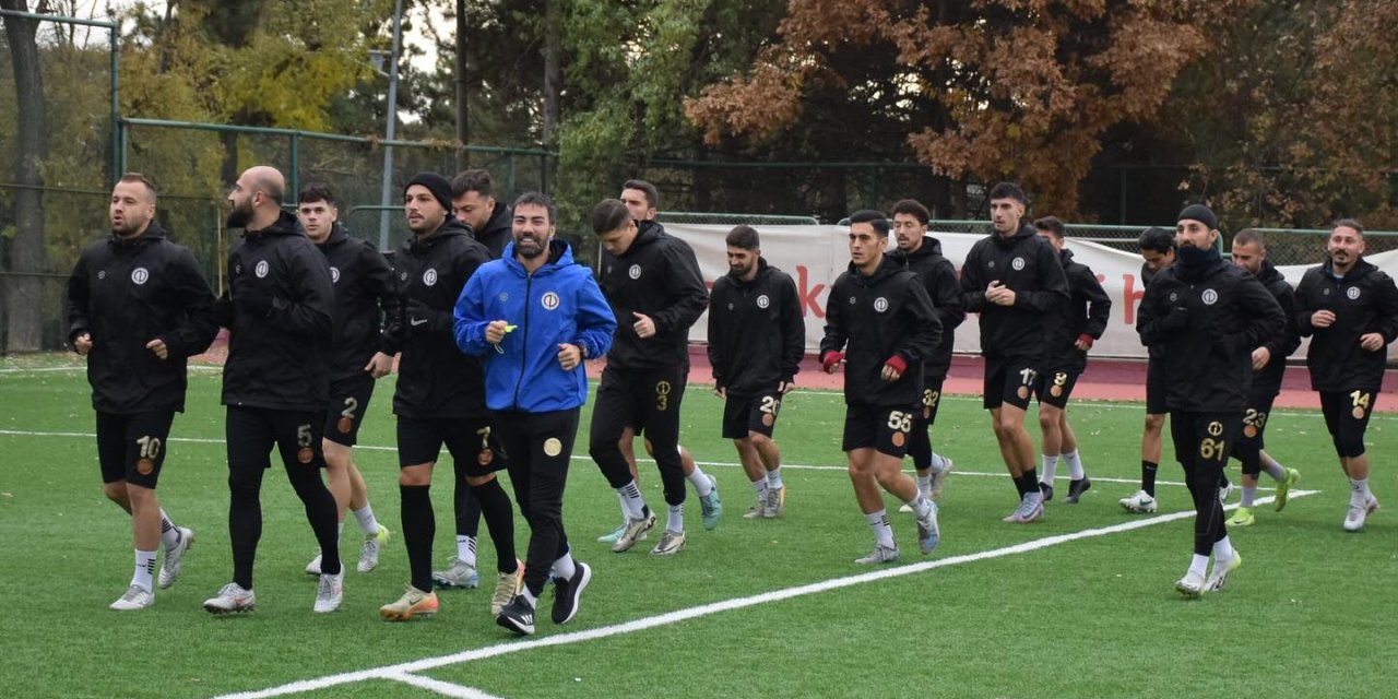 Anadolu Üniversitesi'nde önce idman sonra yolculuk