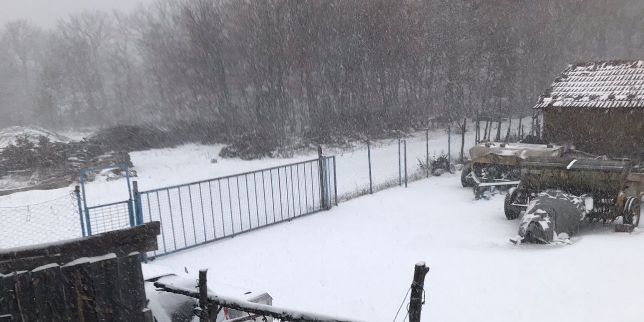 Sarıcakaya beyaza büründü