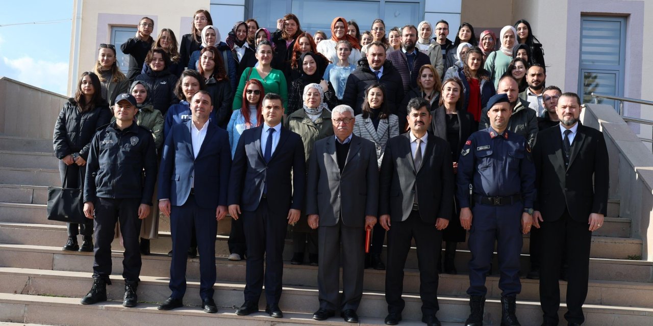 Beylikova’da Öğretmenler Günü coşkuyla kutlandı