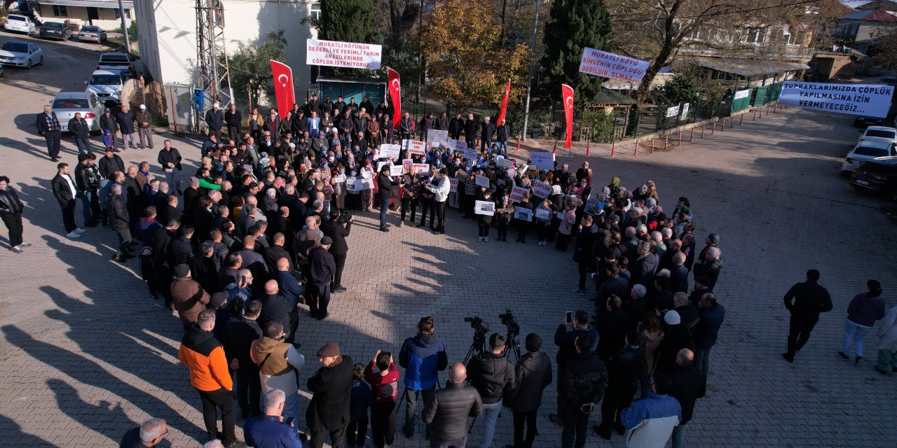 Kent çöplüğünün mahallelerine taşınacağını öğrenince eylem yaptılar