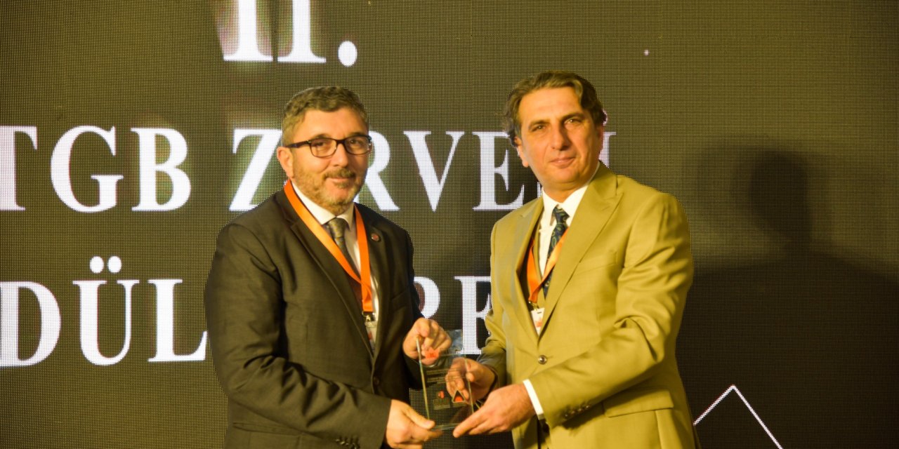 'ETGB Zirvesi Girişimci Ödül Töreni' gerçekleştirildi