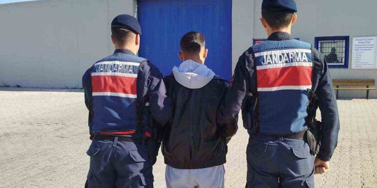 Cinsel istismar suçundan 10 yıl hapis cezasıyla aranan şahıs yakalandı