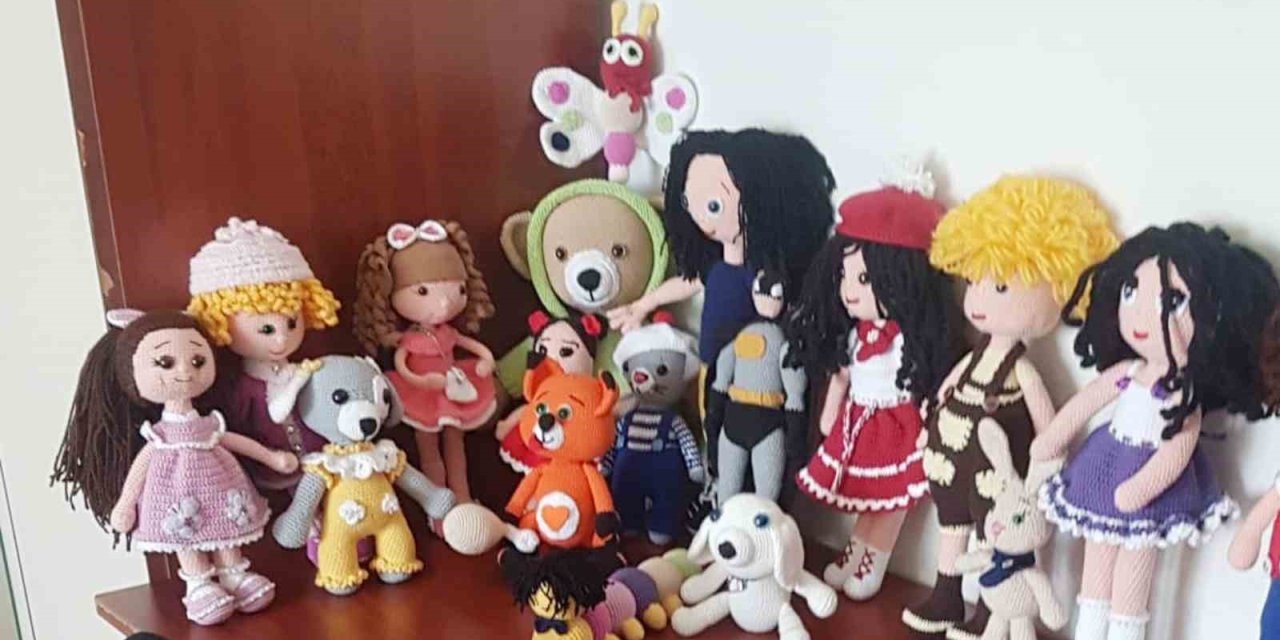 Ördüğü ürünlerini satan 47 yaşındaki ev hanımı aile ekonomisine katkı sağlıyor