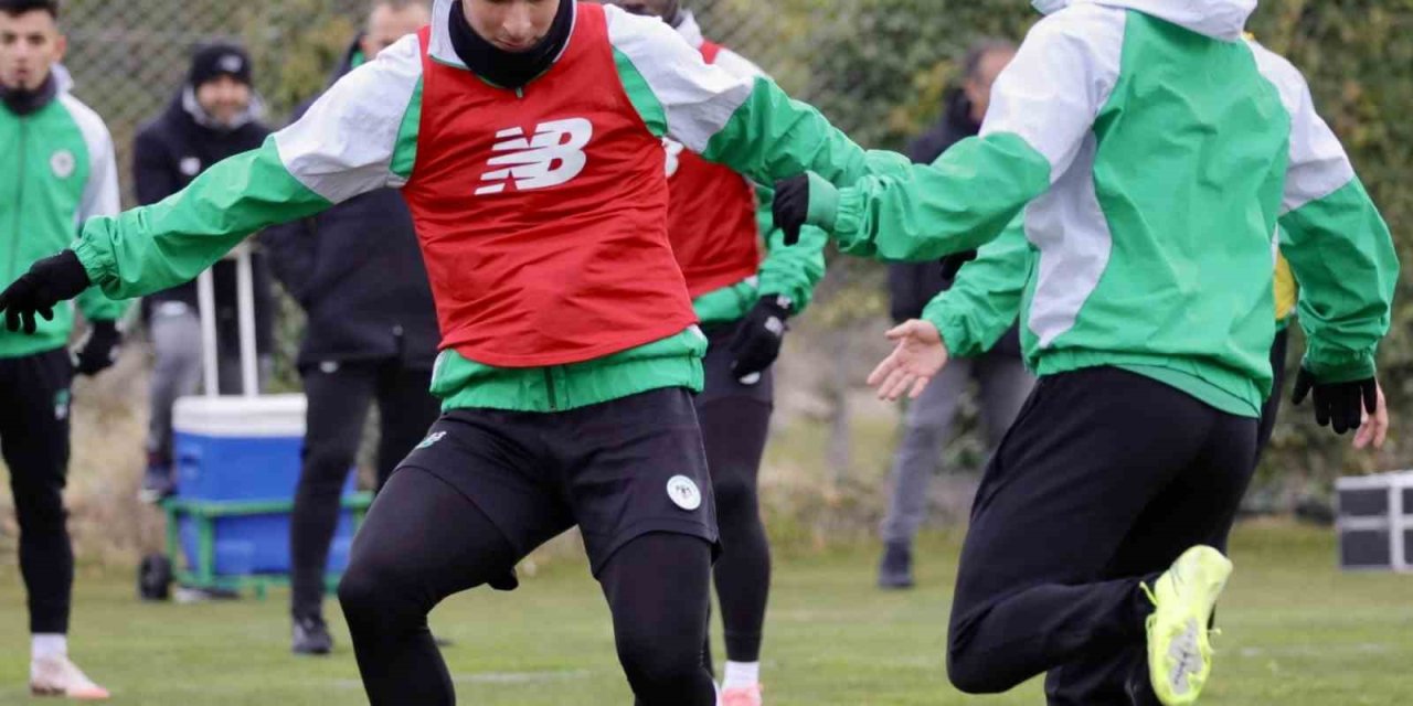 Konyaspor’da, Karacabey Belediye Spor maçı hazırlıkları başladı