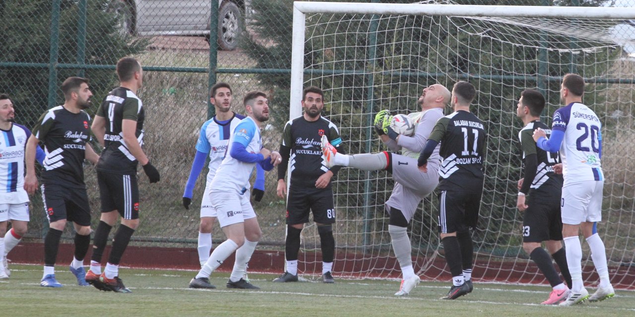 ‘Ellerinde mıknatıs mı var?’