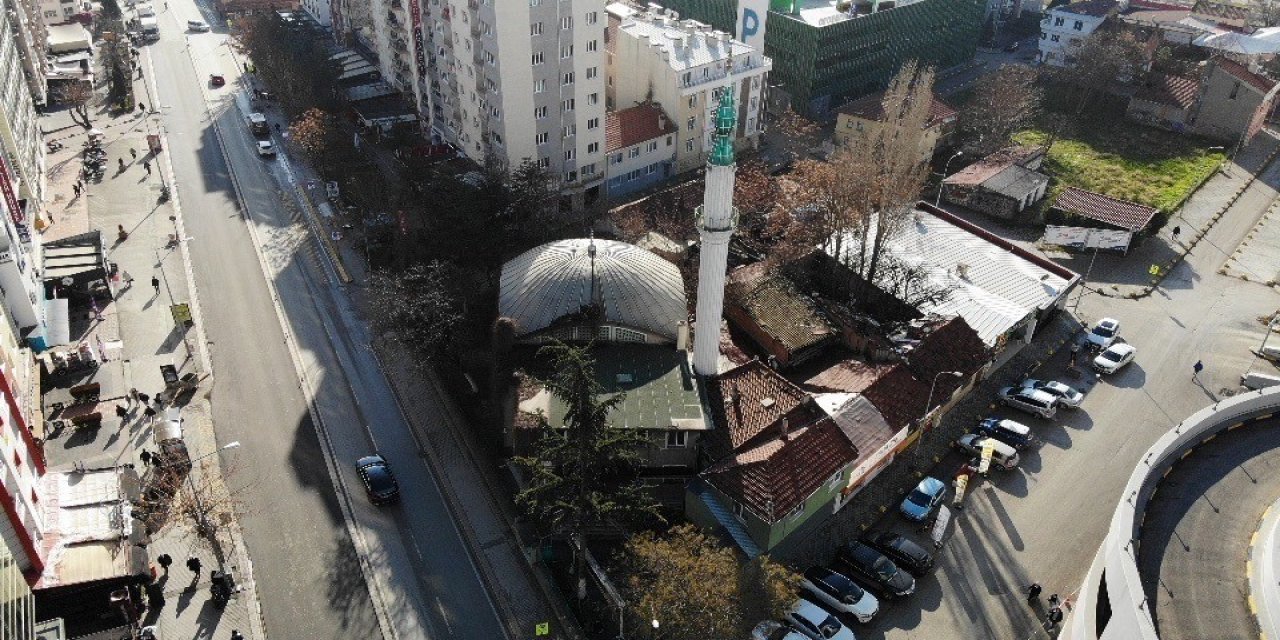Hal Camii’nin yıkımı için Büyükşehir'in açtığı dava reddedildi