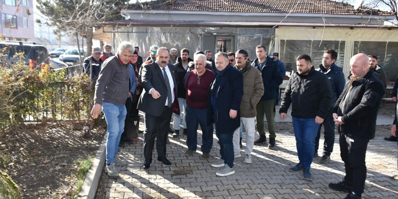 Başkan Hamamcı vatandaşın taleplerini dinledi