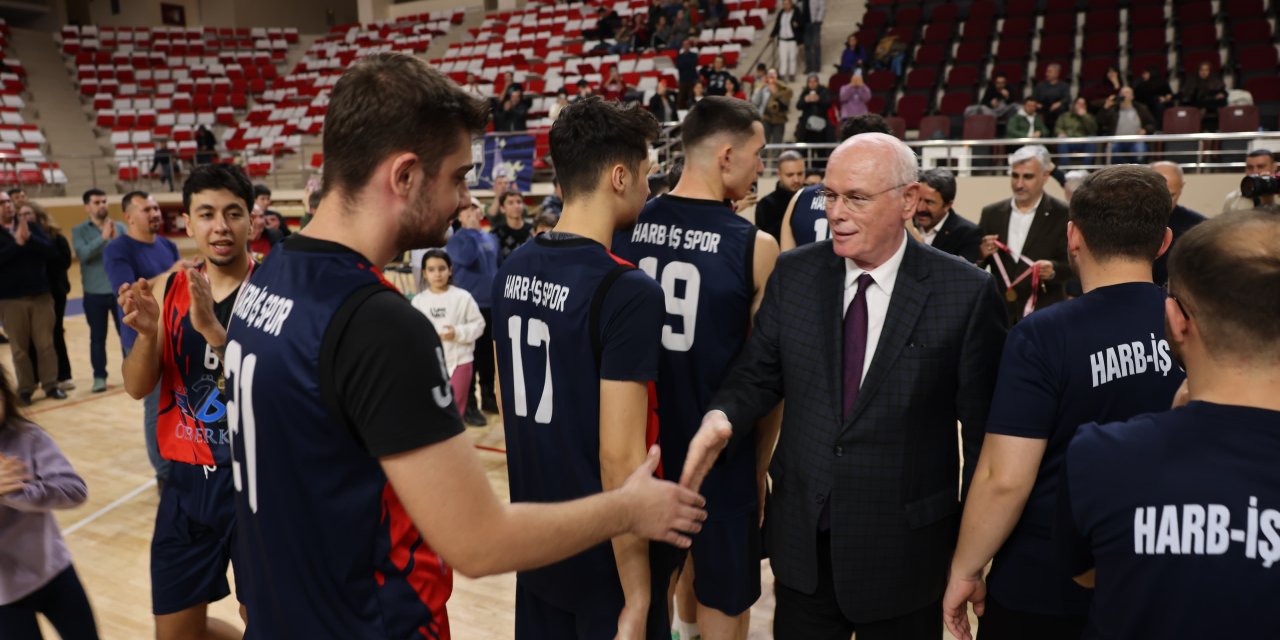 Eskişehir Erkekler Basketbol Ligi şampiyonluk maçı gerçekleşti