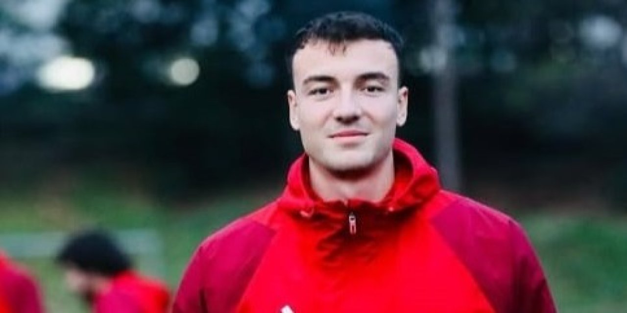 Onur Arı imzayı attı
