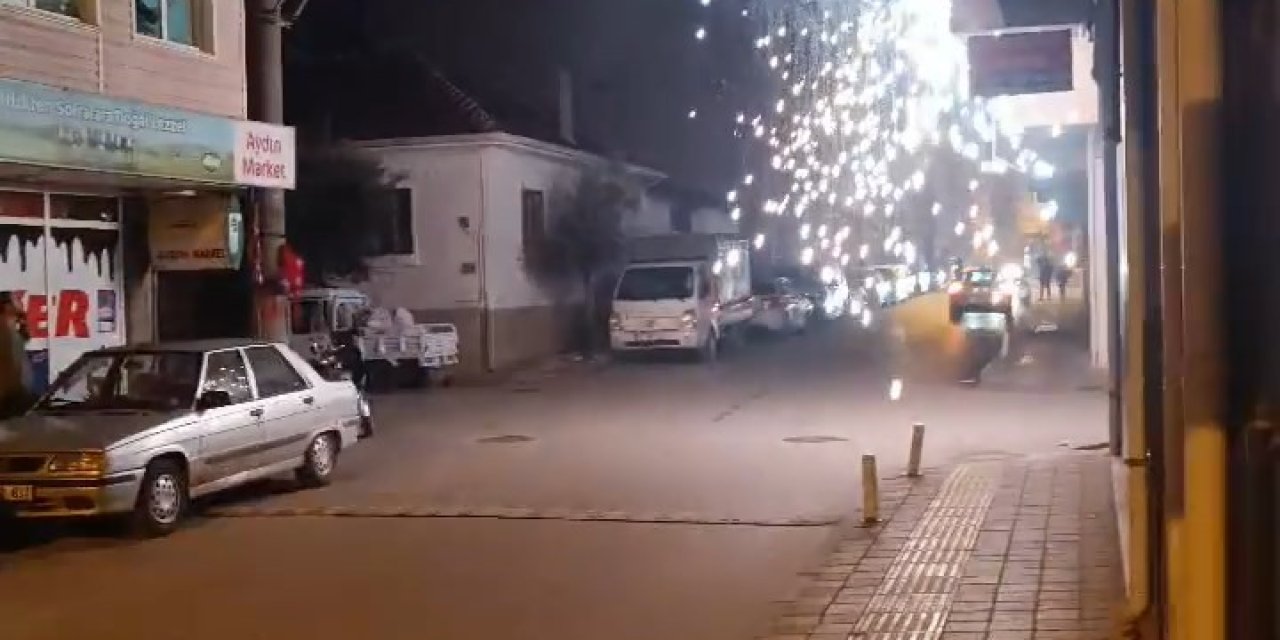 Bursa'da elektrik tellerinden çıkan kıvılcımlar korkuttu