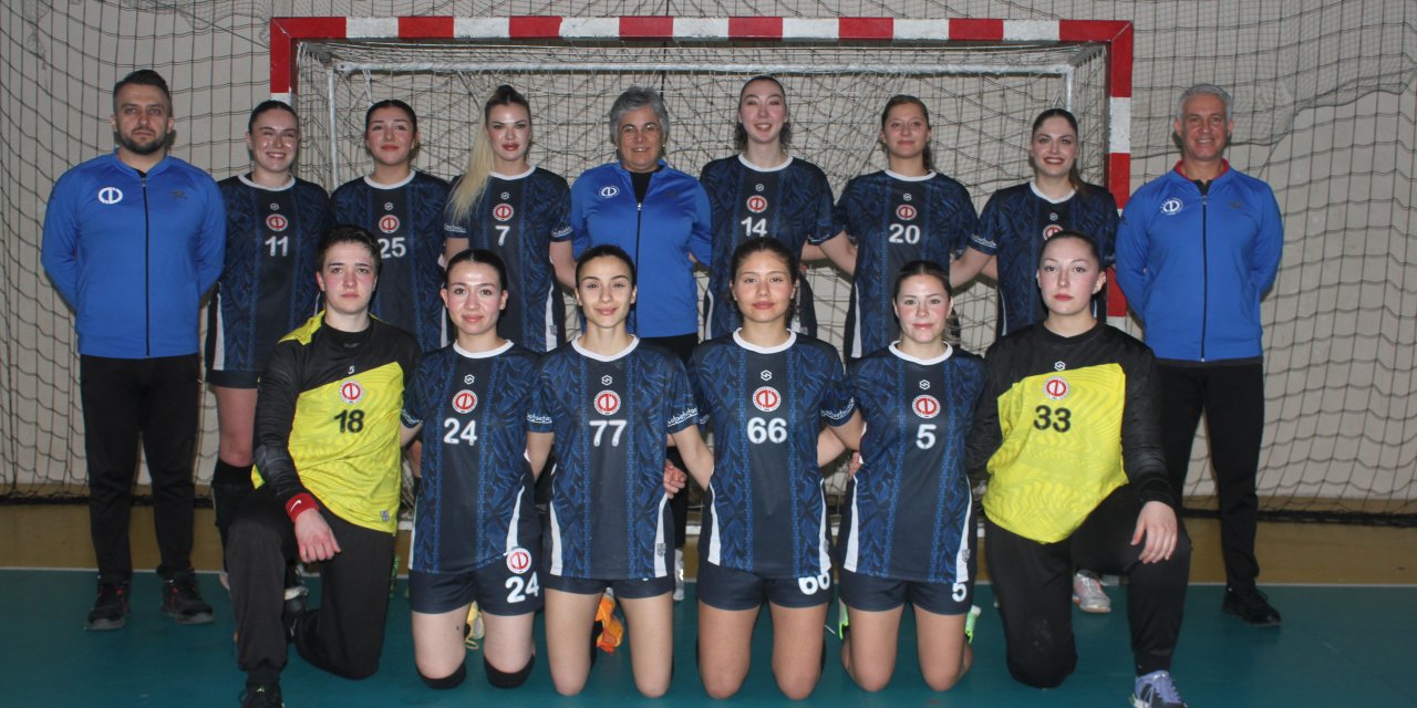 Lideri bekliyoruz