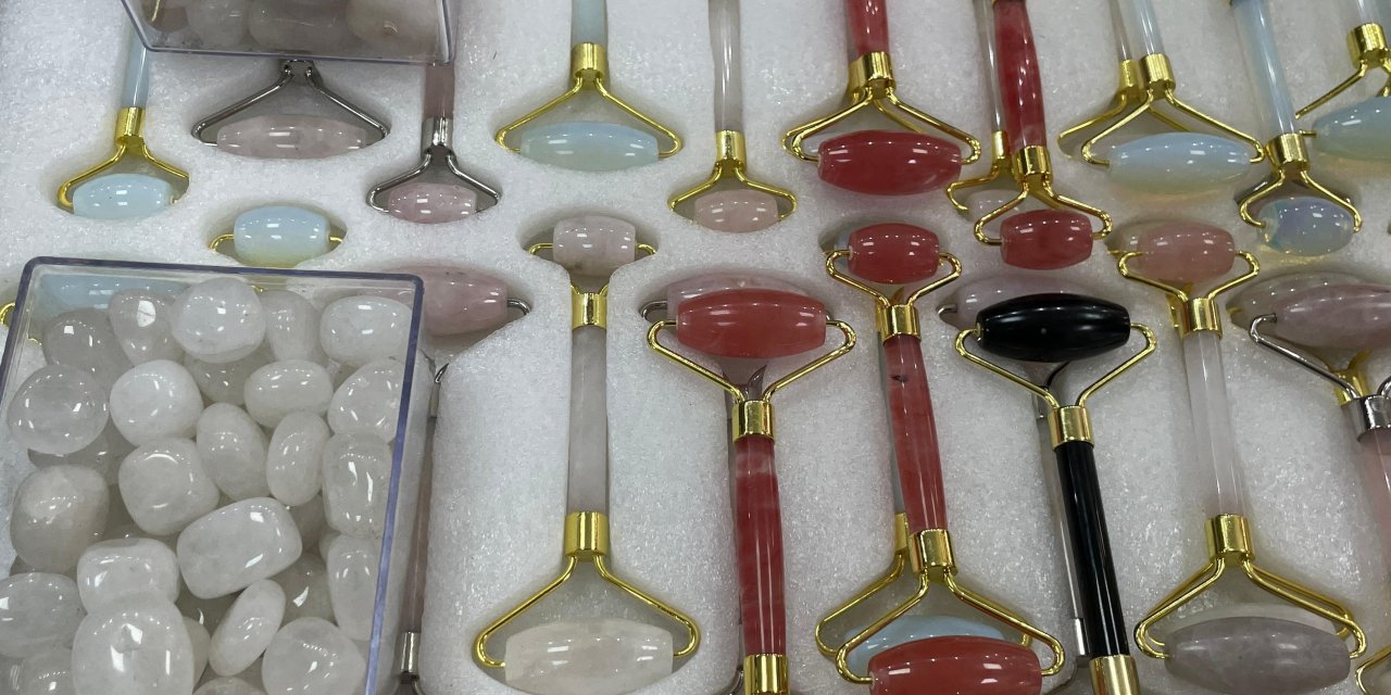 Eskişehir'de yüz masaj taşlarına yoğun ilgi