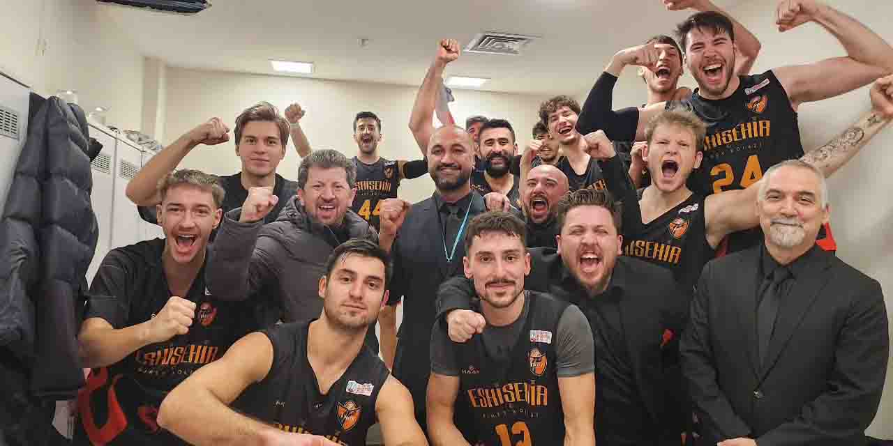 Birey Koleji bugün Bornova önünde