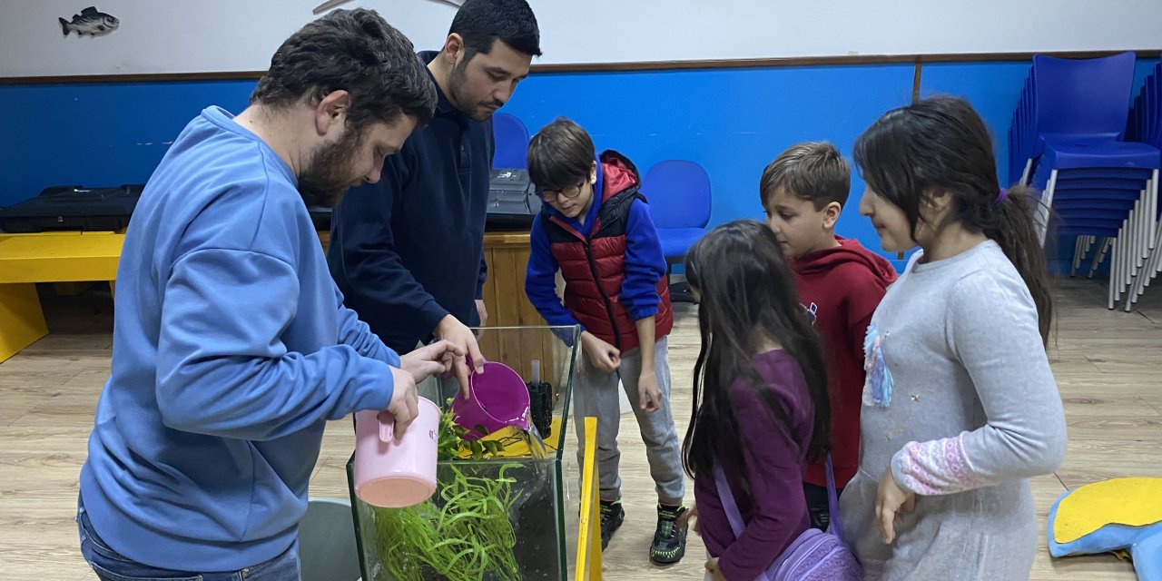 Minikler Eskişehir Hayvanat Bahçesi’nde hayvanlar dünyasını keşfetti