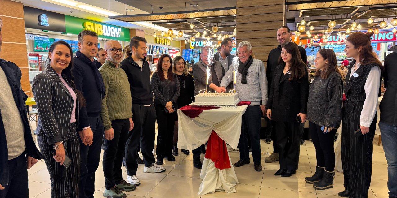 Kanatlı AVM 18 yaşında