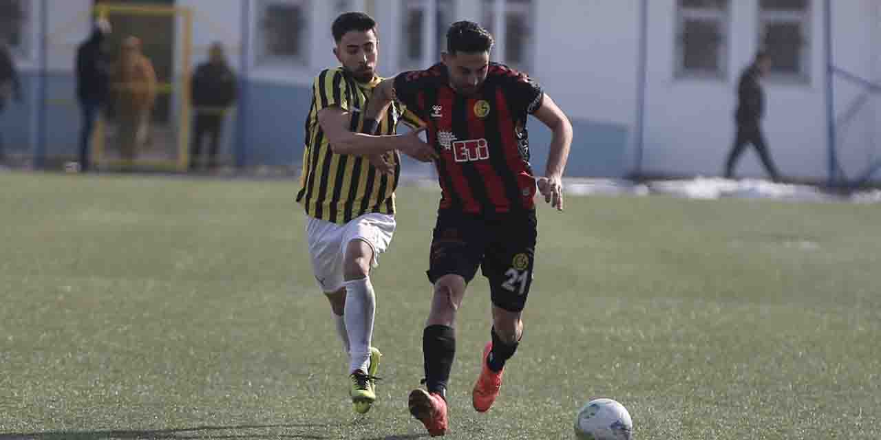 Safa Barip 11’de başladı