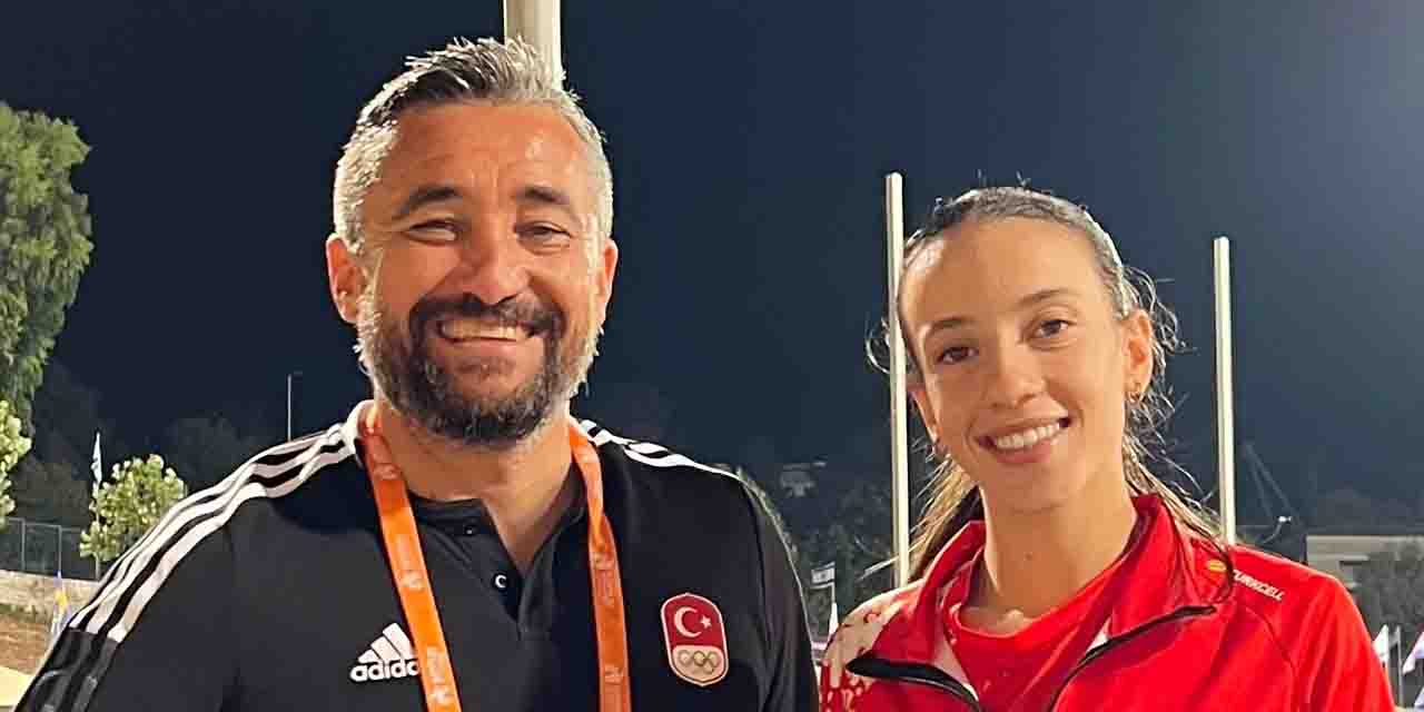 Ayça Fidanoğlu 3’üncü oldu