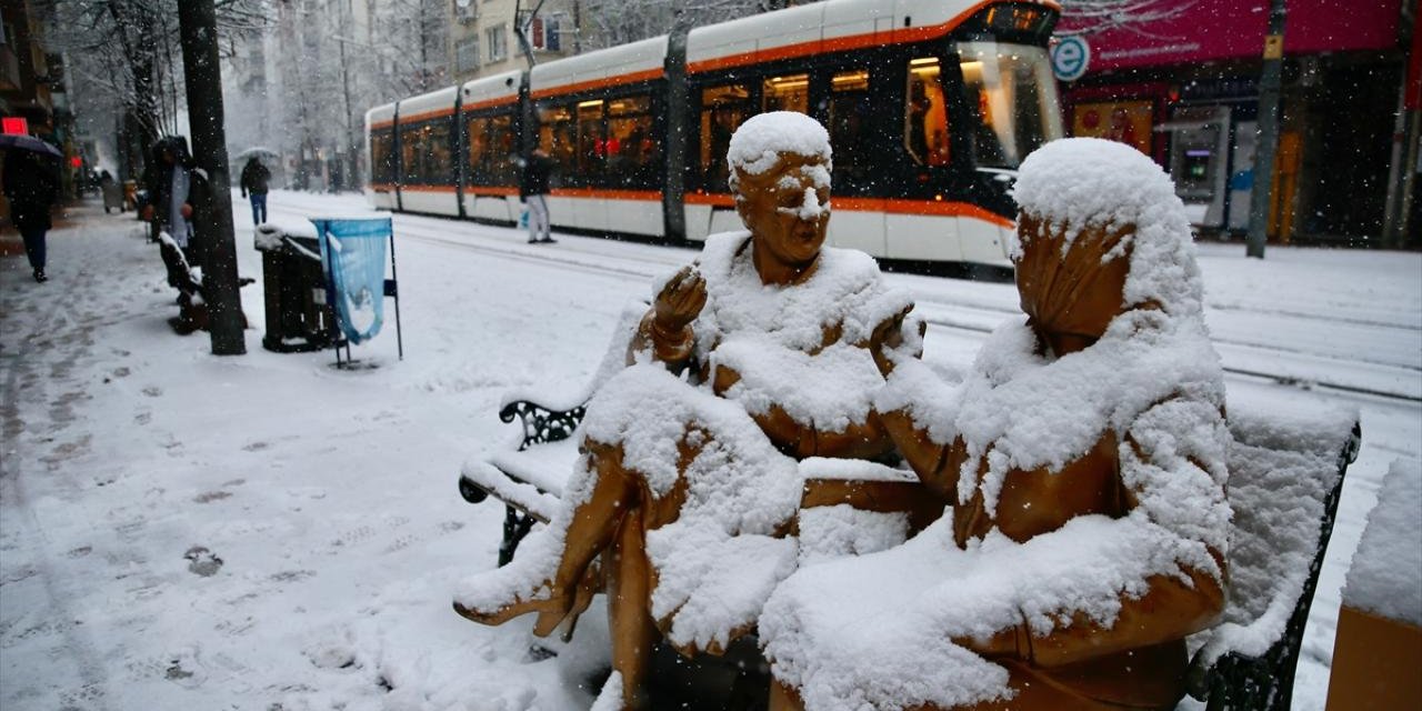 Meteorolojiden Eskişehir'e uyarı: Kara hazırlanın!