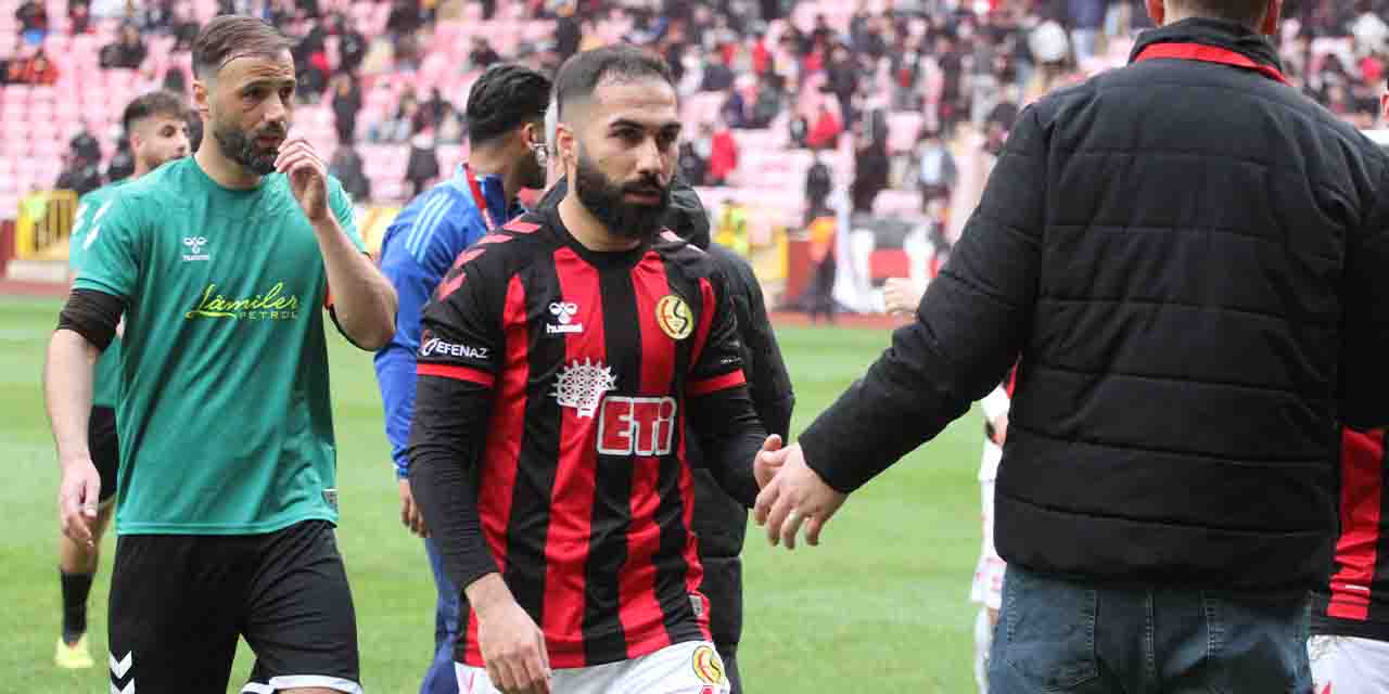 Yeni teknik adamın gözüne girdi