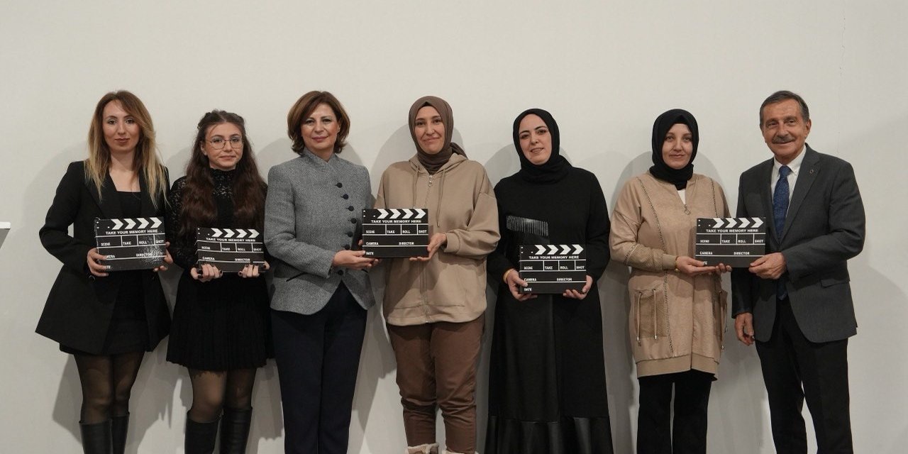 "Kadınların Objektifinden Mahalle" isimli kısa film gösterimi yapıldı