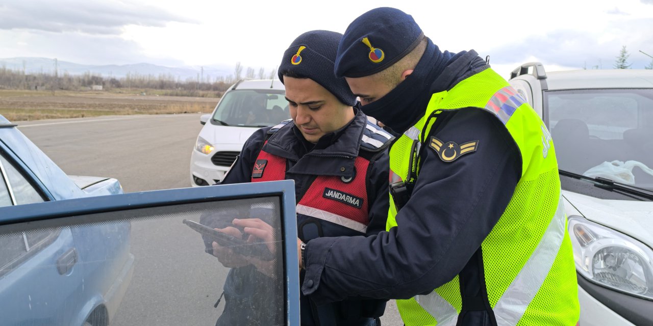 Afyonkarahisar'da sıkı  trafik denetimi