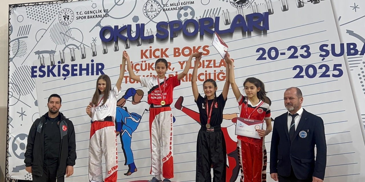 Yıldızlar Kick Boks Türkiye Şampiyonası düzenlendi