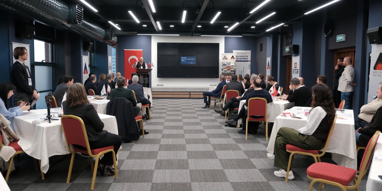 “Gelecekten Öğrenme Konferansı” gerçekleşti