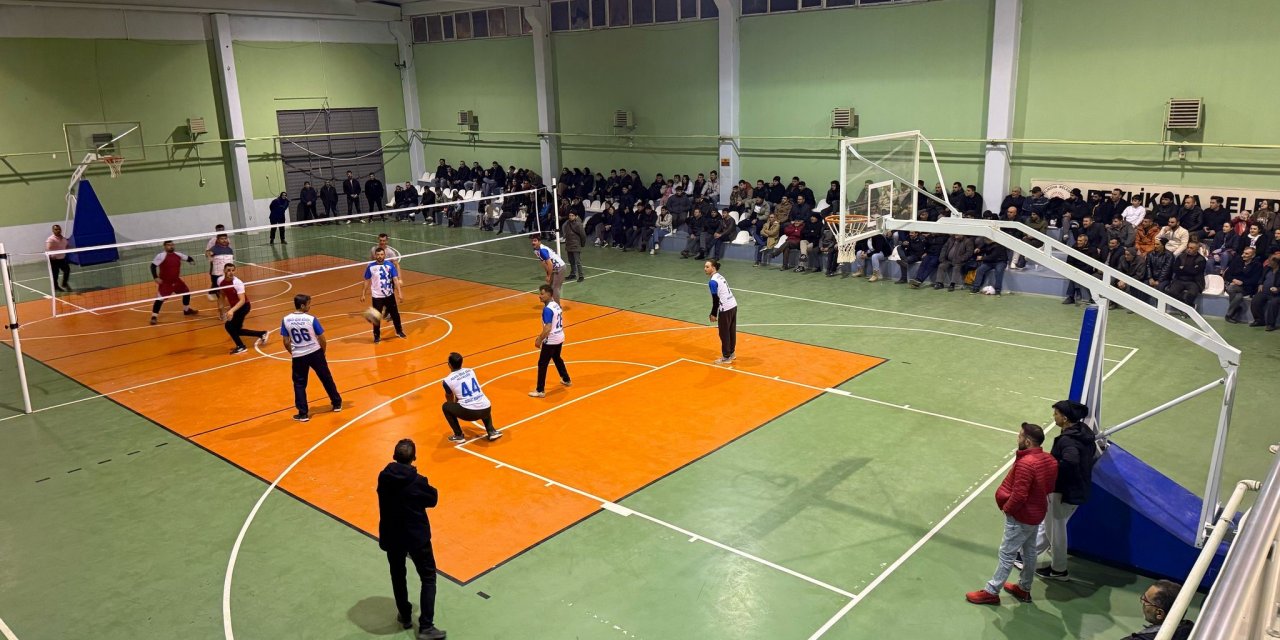 Kurumlar Arası Voleybol Müsabakalarında çeyrek finalistler belli oldu